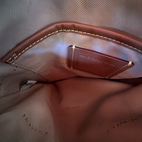 Authentic Coach bag - Picture 9 of 10